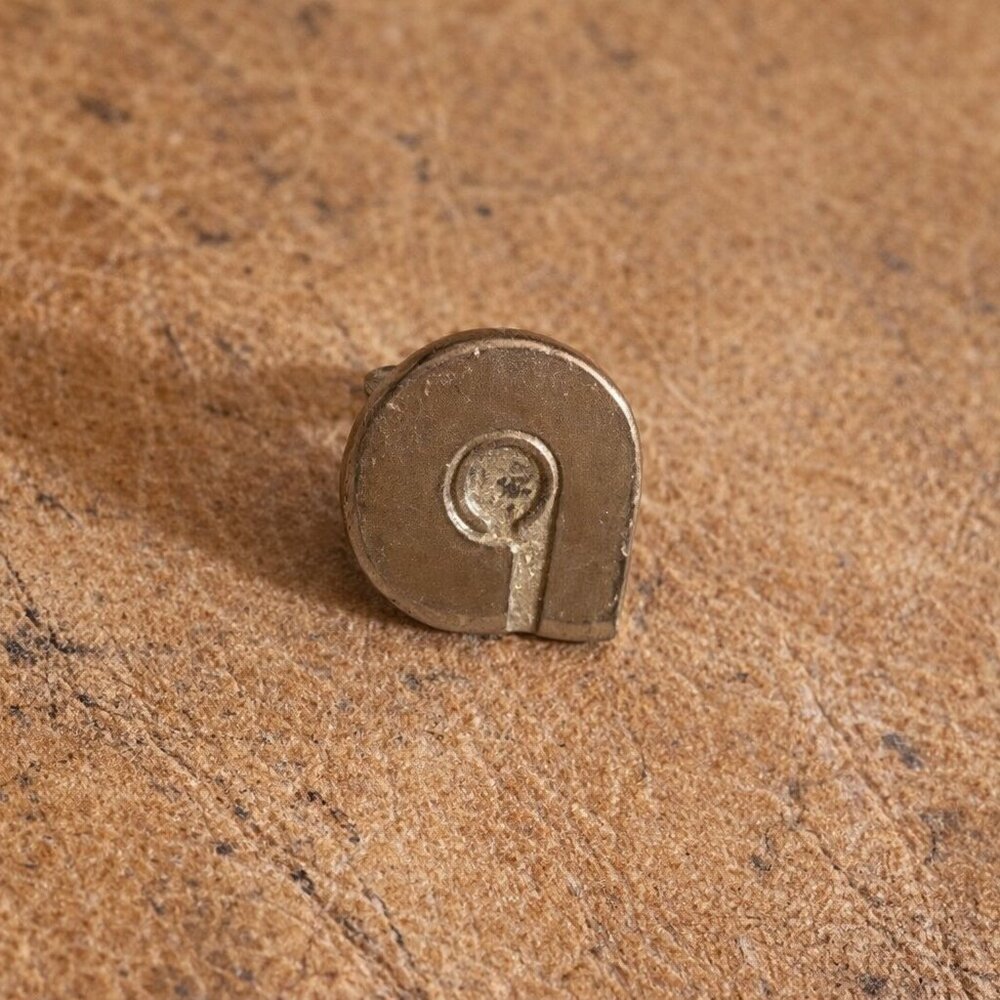 Vintage Gold Serif Small Case Letter "a"  Number "9" Lapel Pin